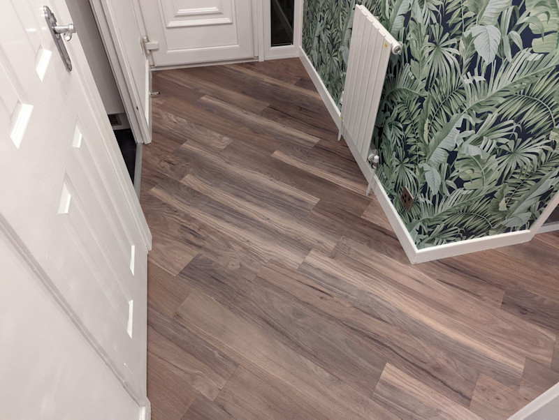 LVT Floor Fitter Midlands by All Floor One